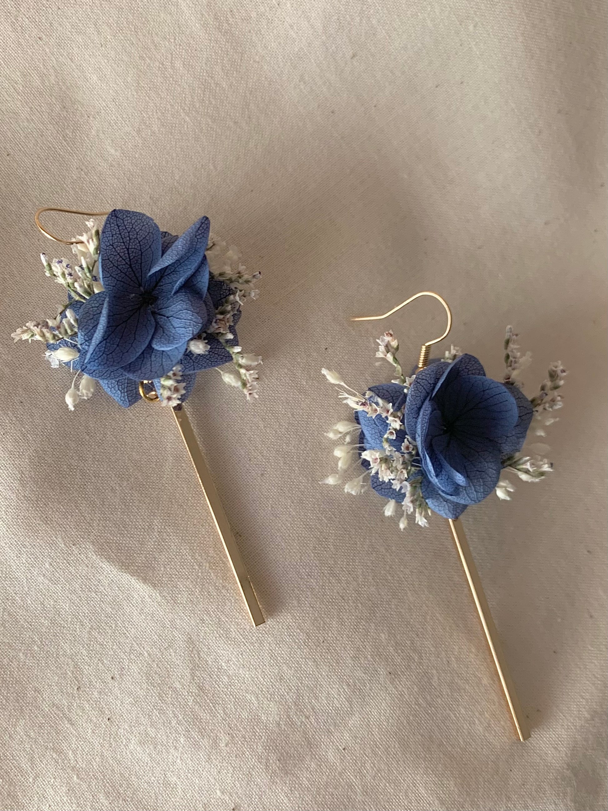 Boucles d'oreilles en fleurs stabilisées