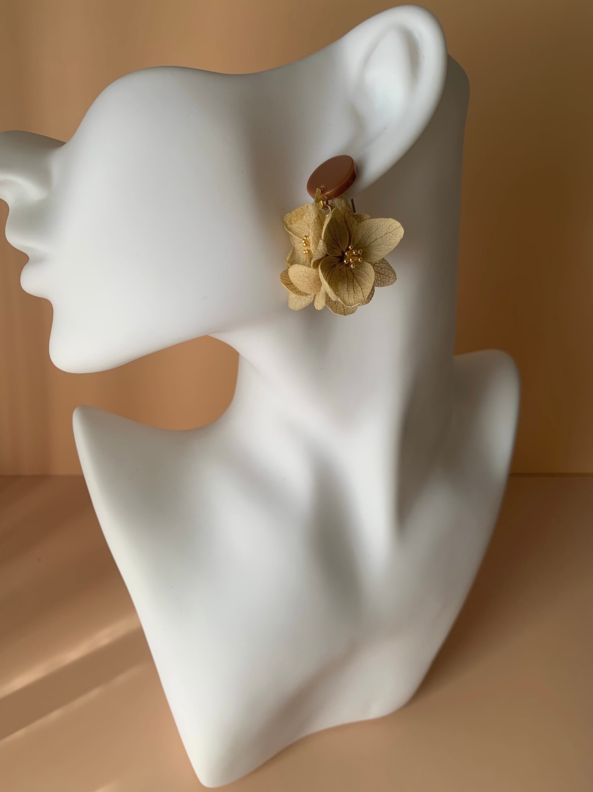 Boucles d'oreilles en fleurs stabilisées