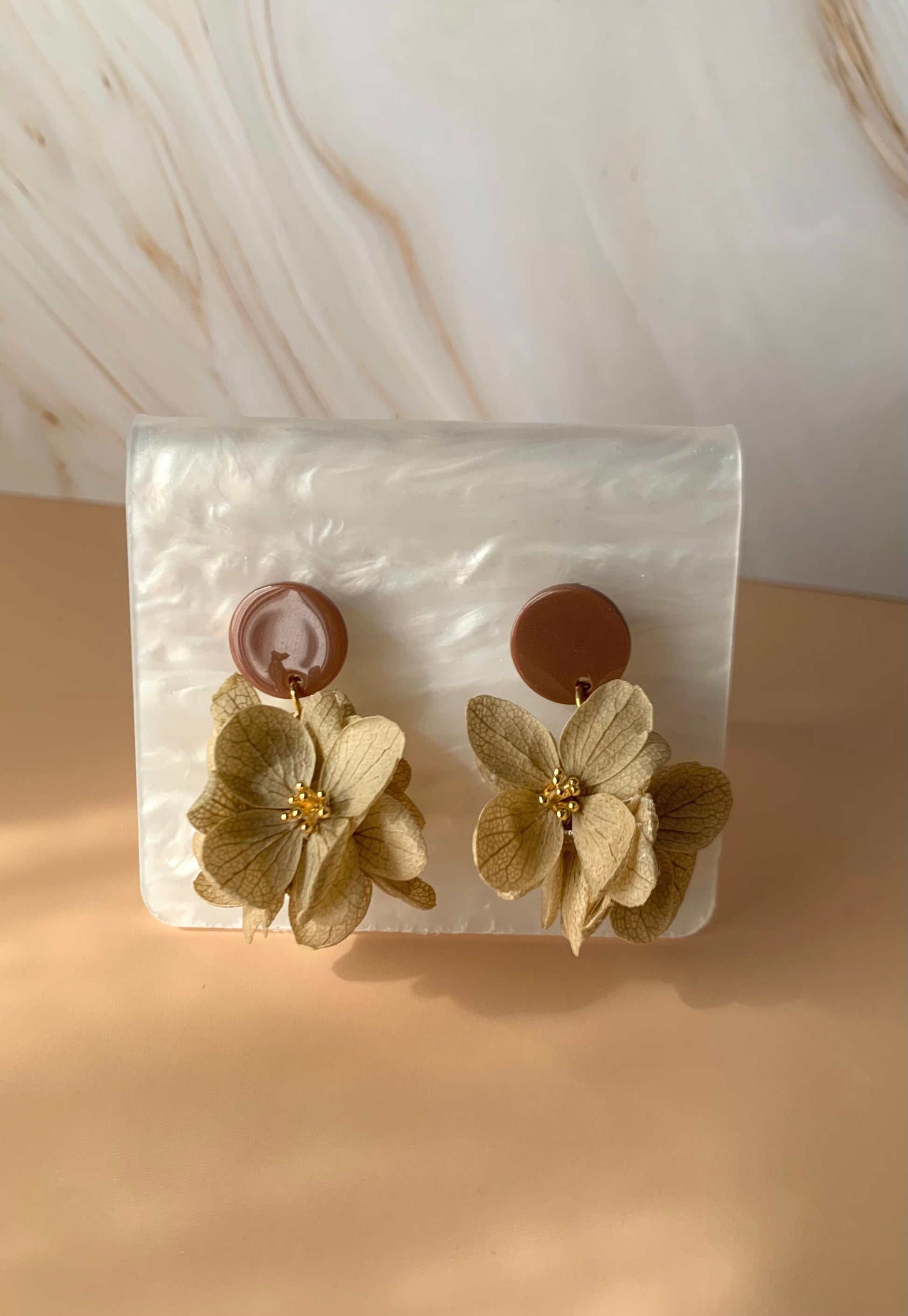 Boucles d'oreilles en fleurs stabilisées