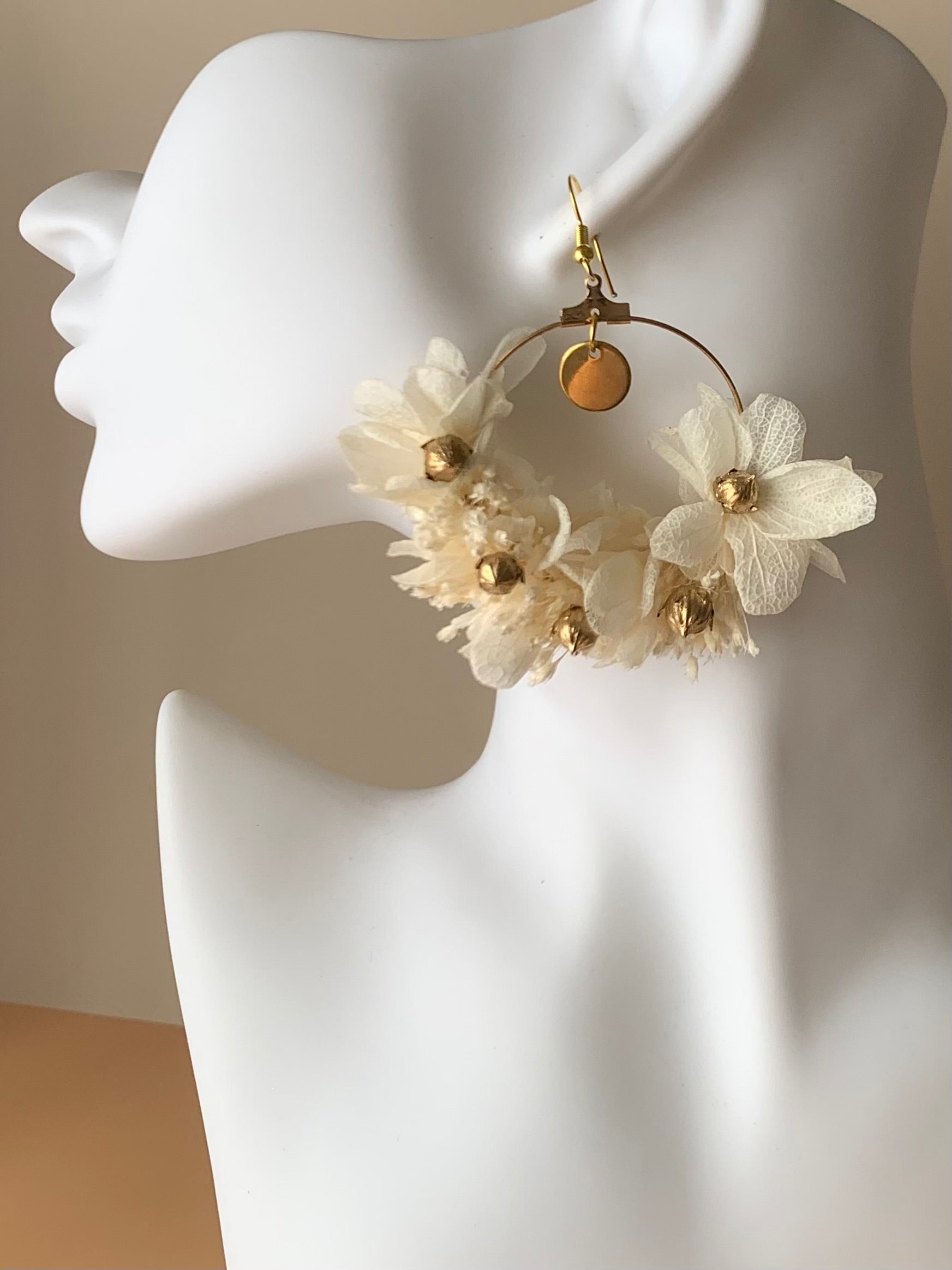 Boucles d'oreilles en fleurs stabilisées