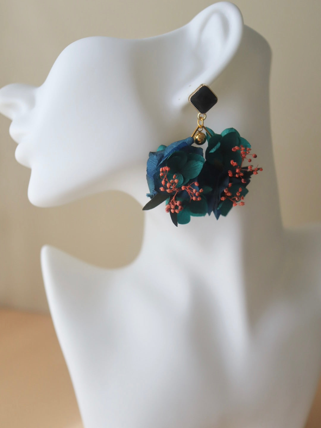 Boucles d'oreilles en fleurs stabilisées