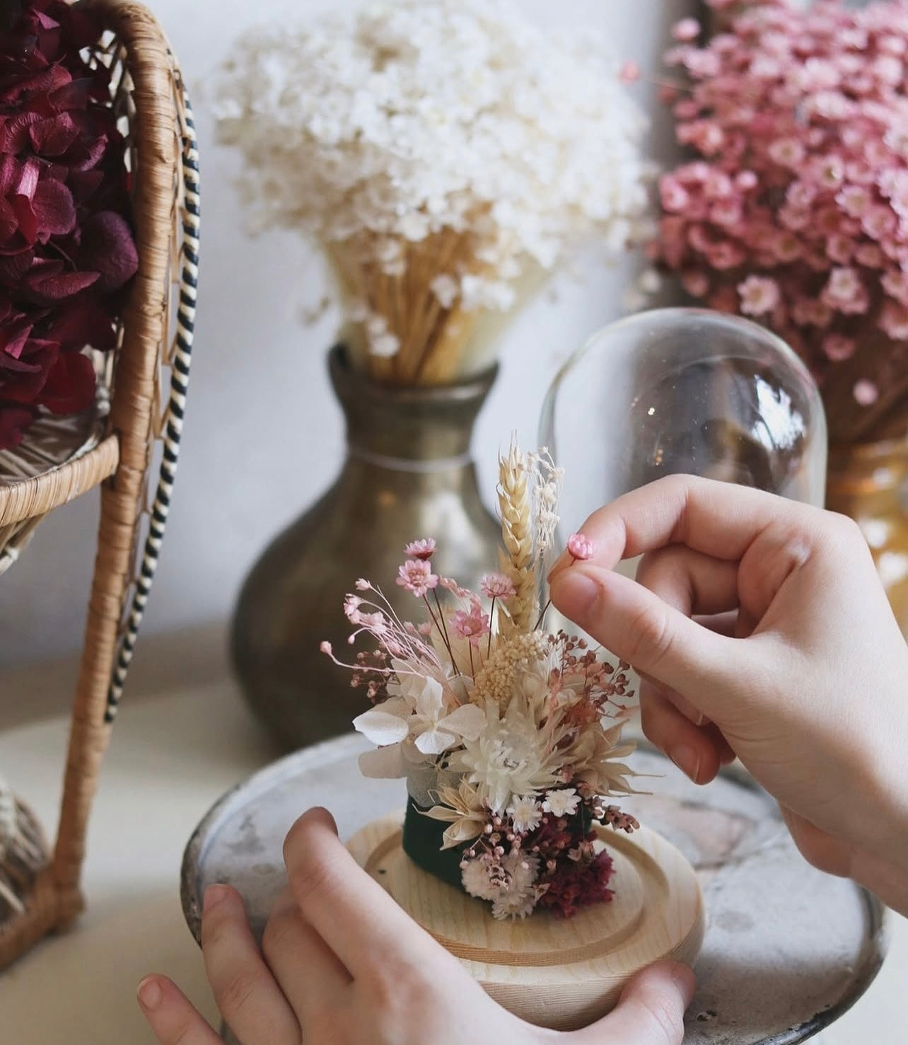 Atelier cloche en fleurs séchées