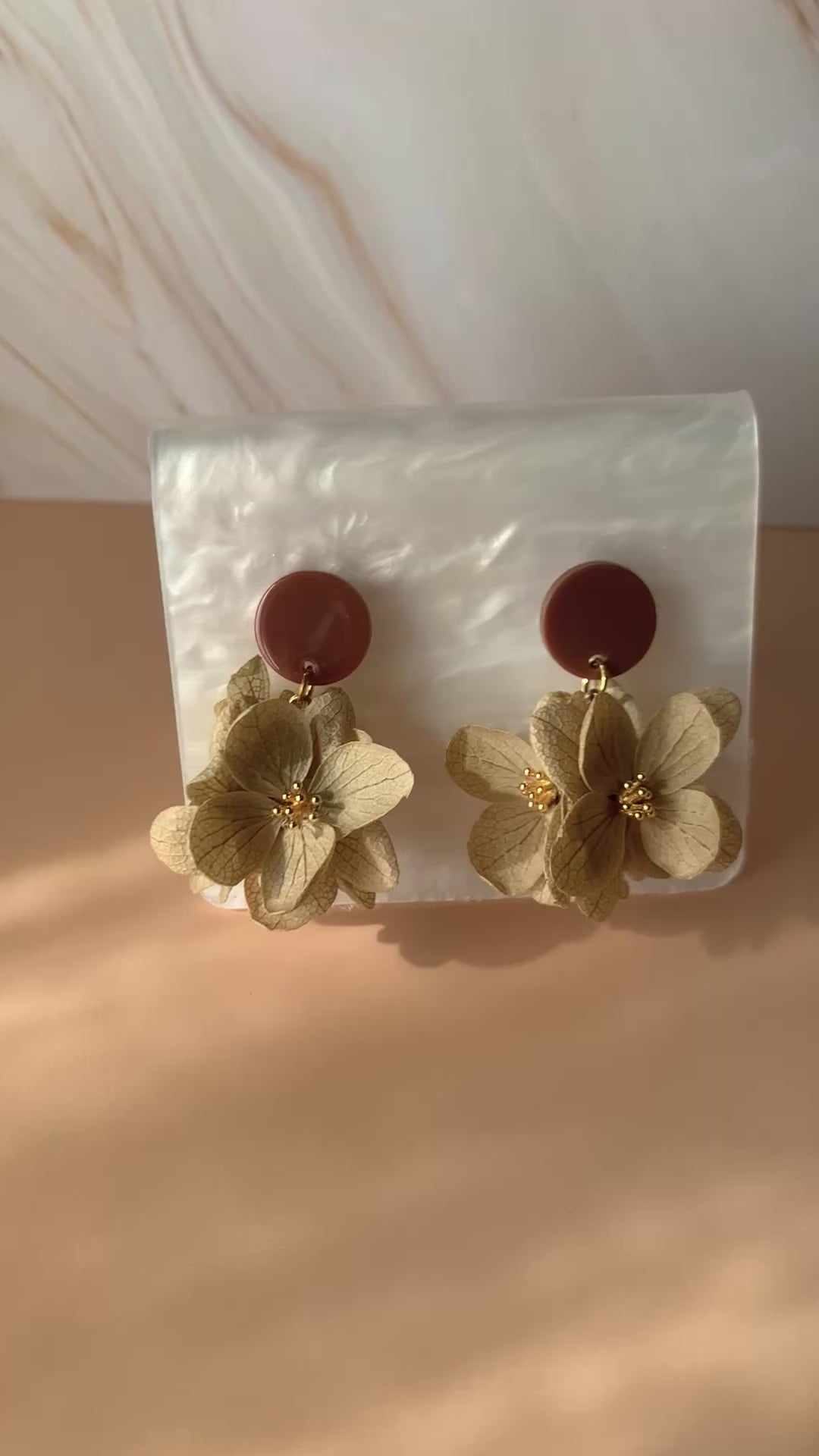 Boucles d'oreilles en fleurs stabilisées